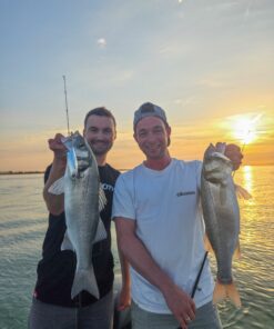 Niels van Rapala en Maarten Schuurman van Schuurman Hengelsport hebben hier 2 prachtige zeebaarzen gevangen op de Rapala claptail 110.