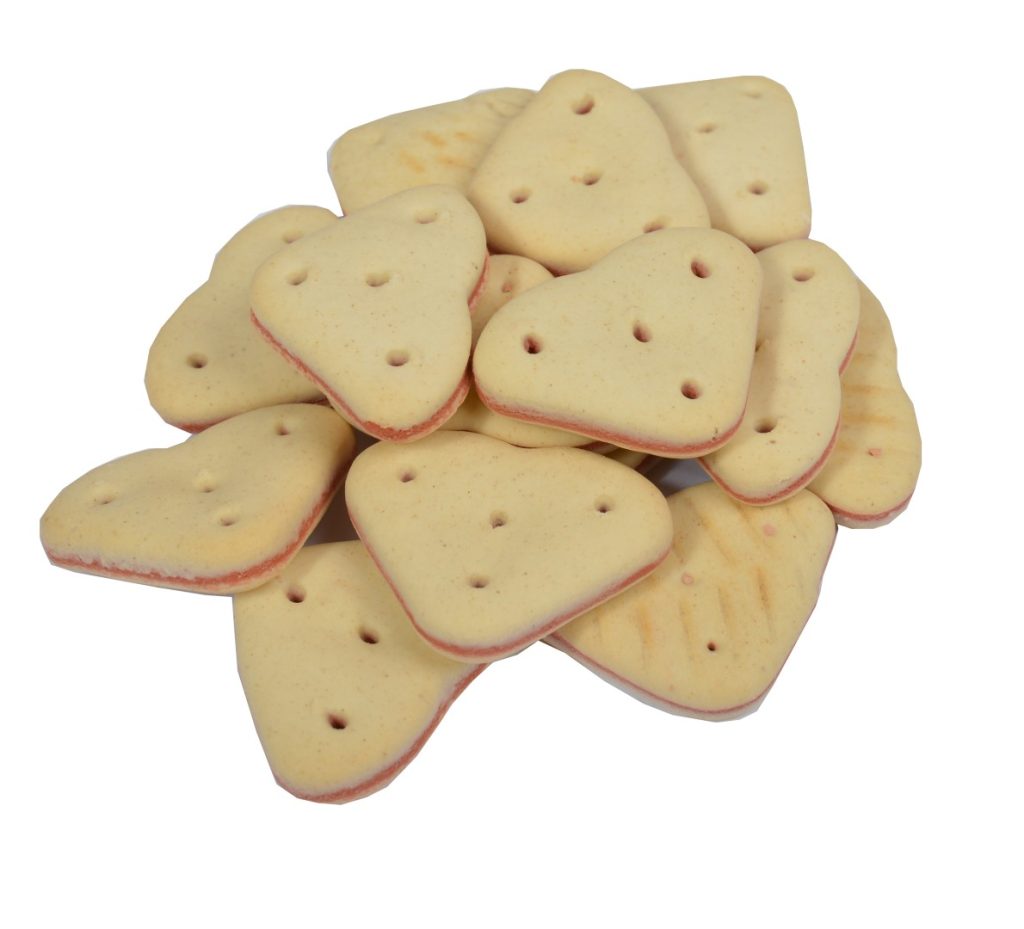 Fourré Hartjes Zalm 1 kg kopen? Krokante gevulde hondenkoekjes met zalmsmaak in leuke hartjesvorm. Ideaal als beloning of lekker tussendoortje.