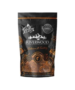 Riverwood Grillmaster Zalm & Kalkoen 100 gram kopen? Graanvrije semi-moist hondensnack met kalkoen, zalm en haring. Bestel bij Schuurman Dier & Hengelsport.