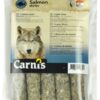 Carnis Zalm Sticks 5 stuks: hondensnacks van 60% zalm en 40% kabeljauw, circa 15 cm lang. Bestel bij Schuurman Dier & Hengelsport